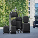 Чемодан Victorinox CROSSLIGHT Black Средний Vt612420