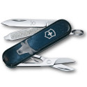 Складной нож Victorinox CLASSIC SD Zodiac Taurus Телец 0.6223.2TAU
