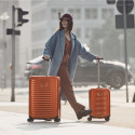 Валіза Victorinox Travel AIROX/Orange S Маленька Vt610920