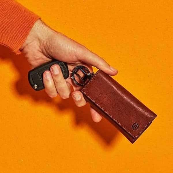 колекція Black Square (B3) від Piquadro