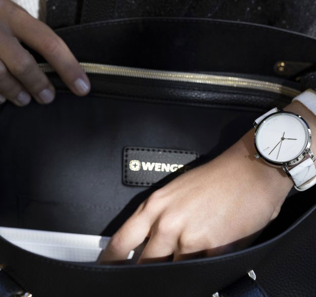 Швейцарські наручні годинники Wenger Watch