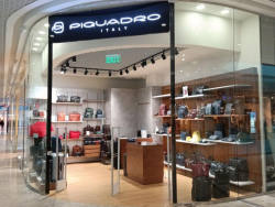 Бутик PIQUADRO в ТРЦ Ocean Plaza